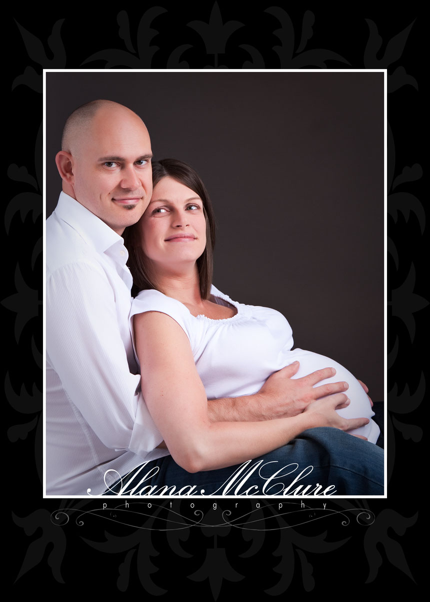 Toronto Maternity Photographer - Expecting