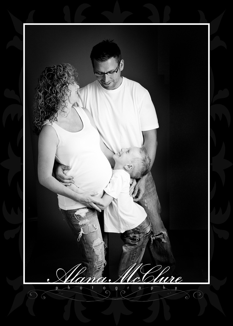 Big Brother Love  - Durham Region Maternity Photographer Alana McClure