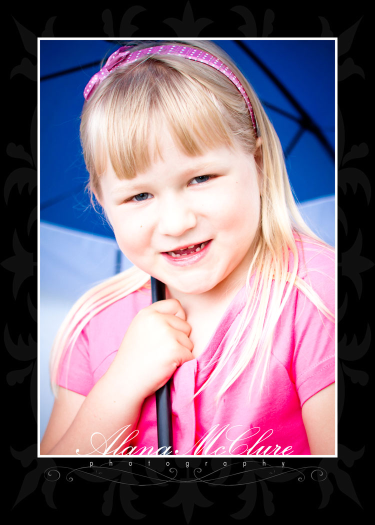 Oshawa Family Photographer - Little Miss Sunshine!