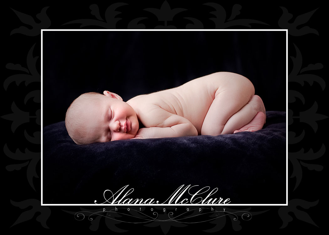 Durham Region Newborn Photographer - Newborn Baby Girl 4