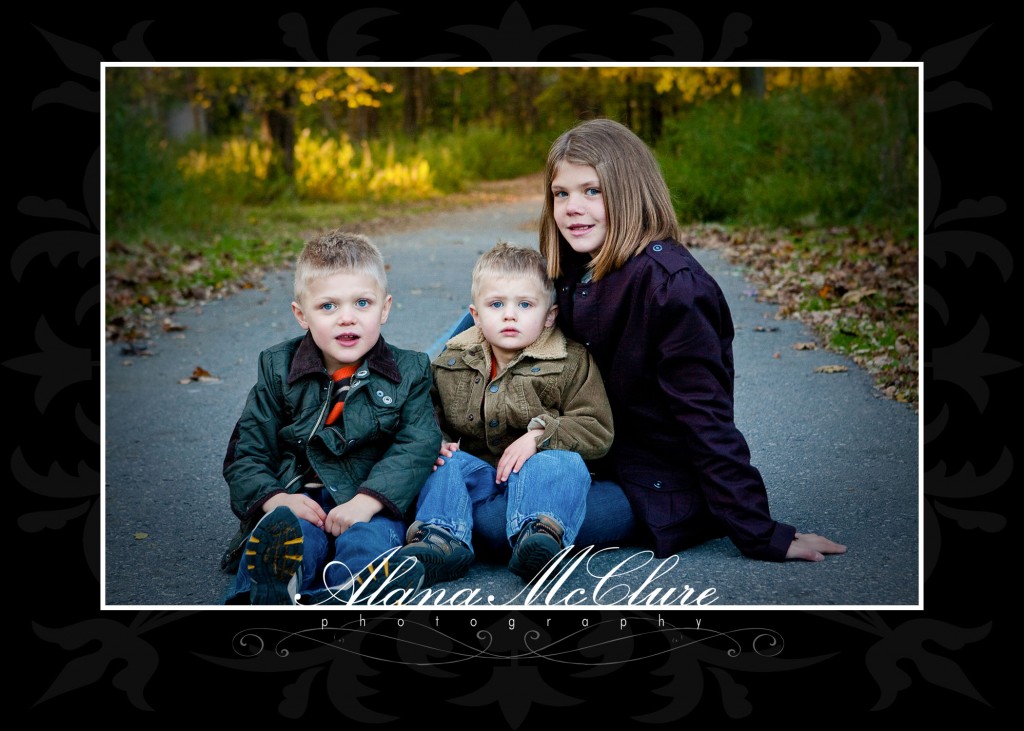 Durham Region Family Photographer - 3 Siblings