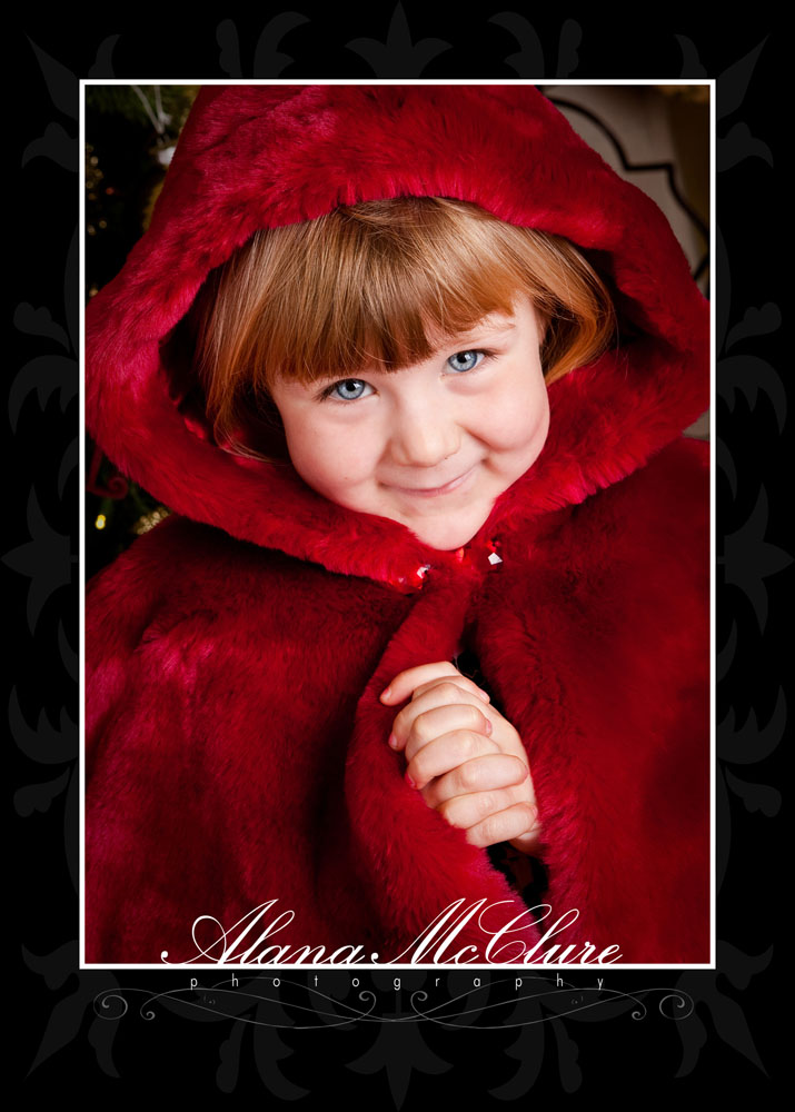 Christmas Girl - Durham Region Family Photographer