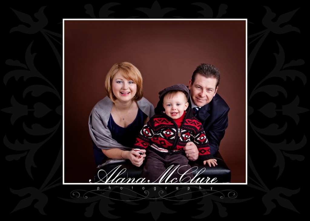 Ajax Family Photographer - Holiday Family Portraits