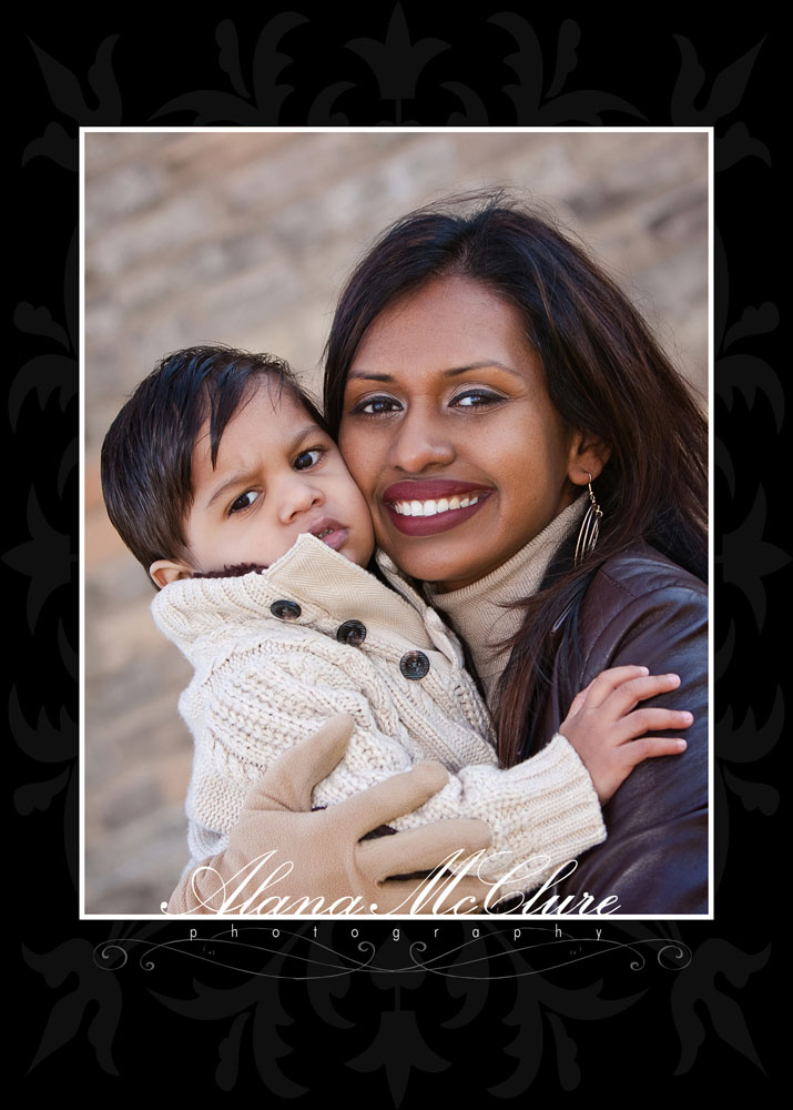 Brooklin Family Photographer - Mother's love