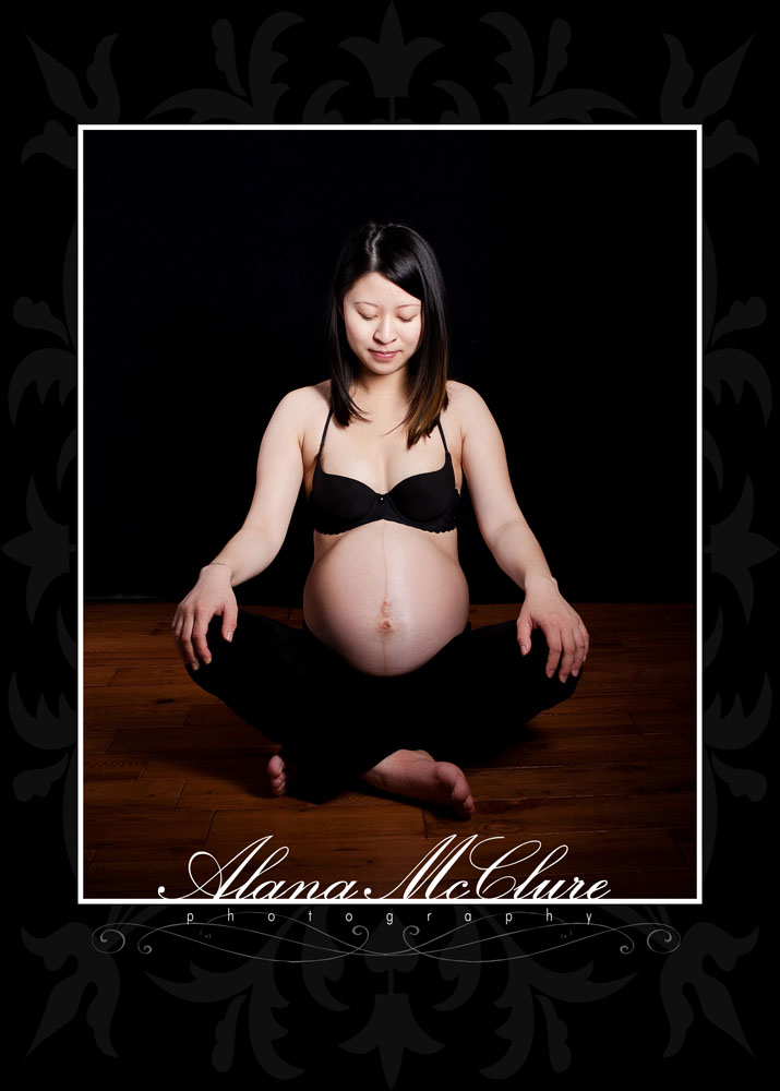 Brooklin Maternity Photographer - Gorgeous New Mom