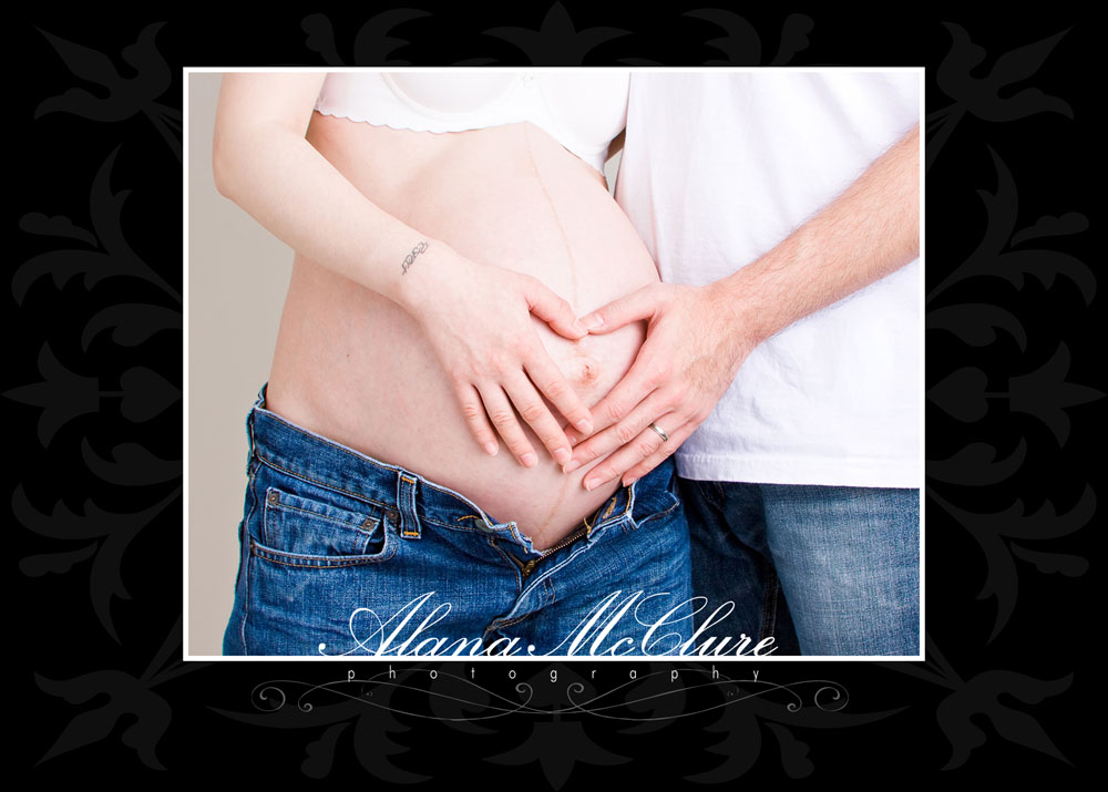 Toronto Maternity Photographer - Proud new parents