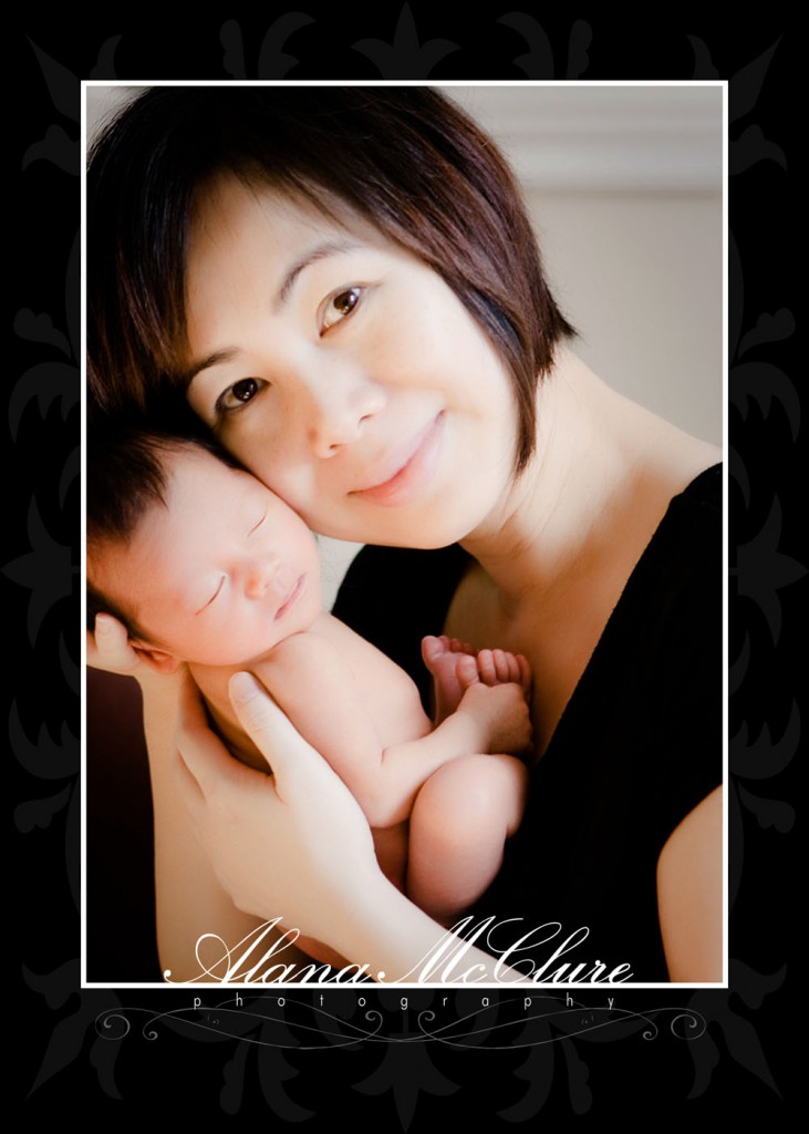 Markham Newborn Photographer | Newborn girl